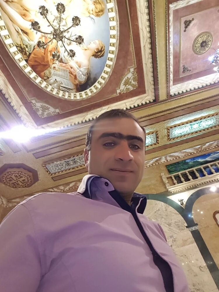  ,   Hovo, 35 ,   ,   