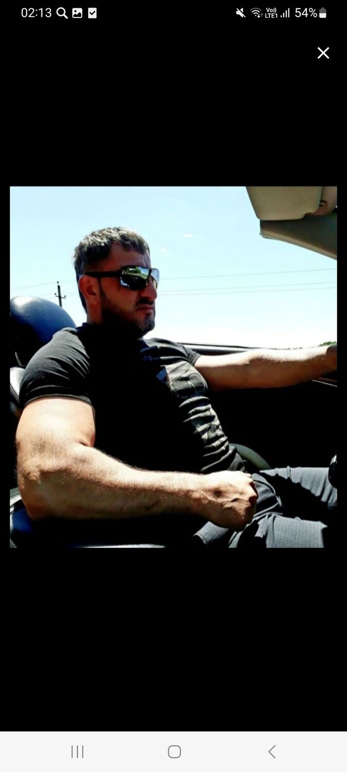  54763945  , 37 ,    --