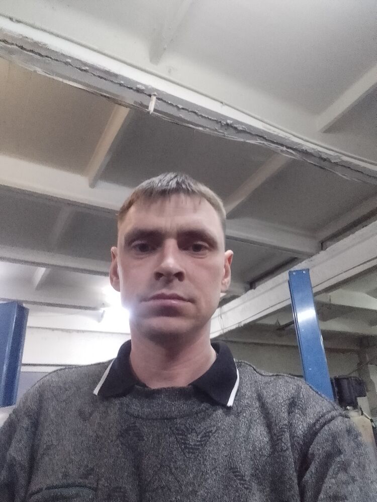  49760275  , 37 ,    