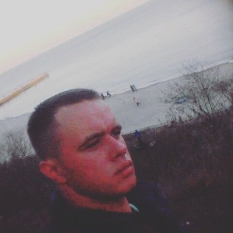  15189405  Rostislav, 29 ,    