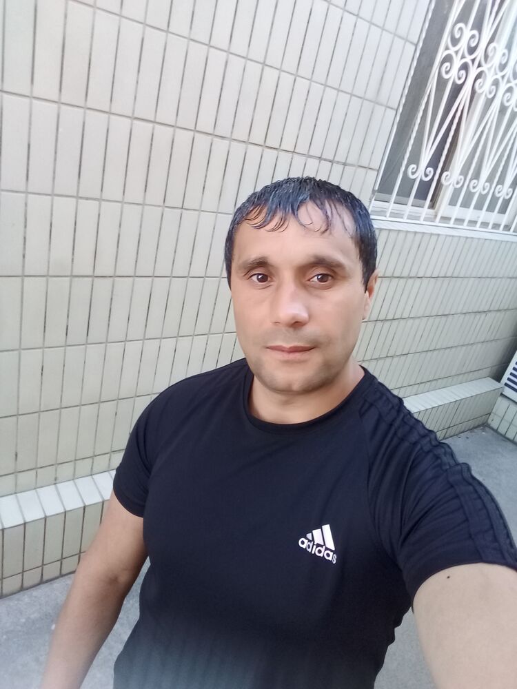  ,   Armen, 45 ,   ,   