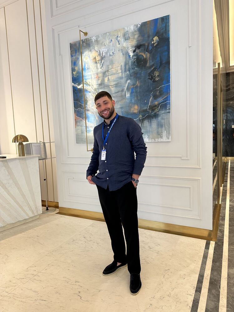  ,   Tim, 29 ,   ,   
