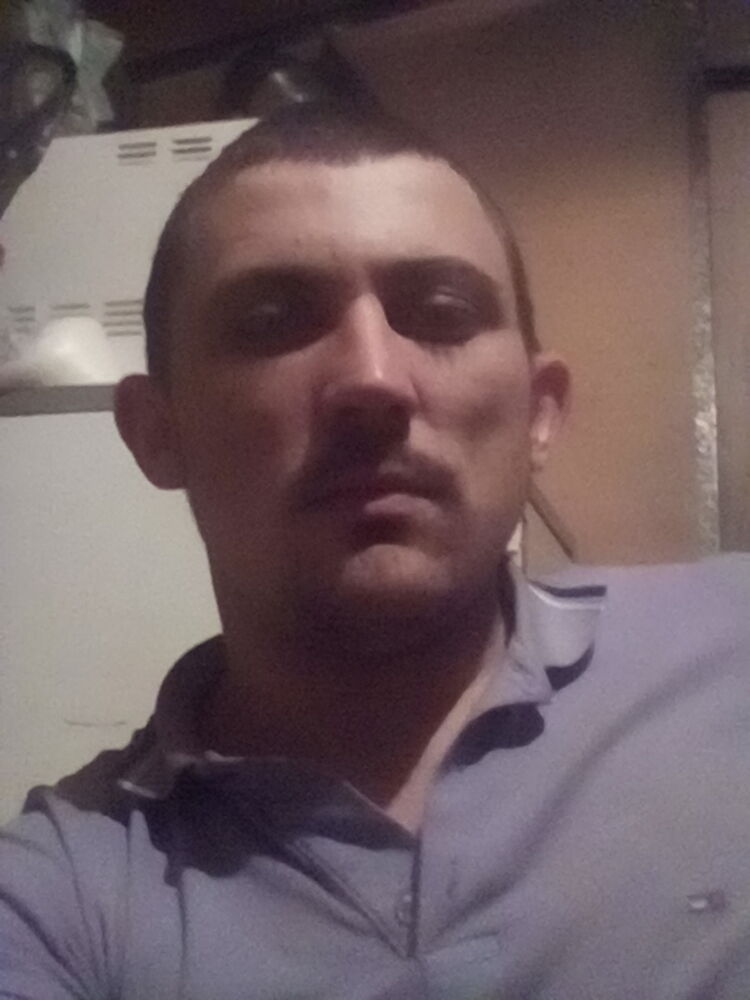  9048435  , 32 ,    
