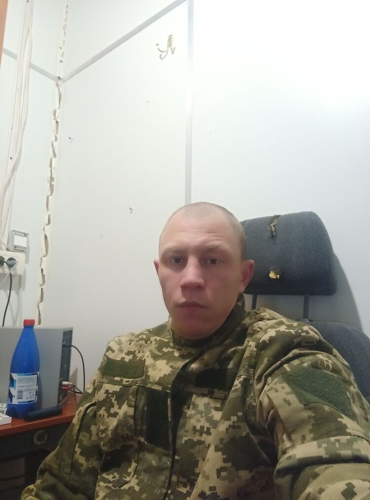  31076615  , 34 ,    