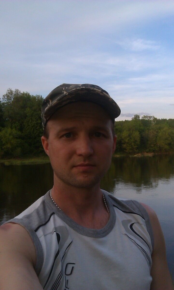  ,   Dima, 40 ,   