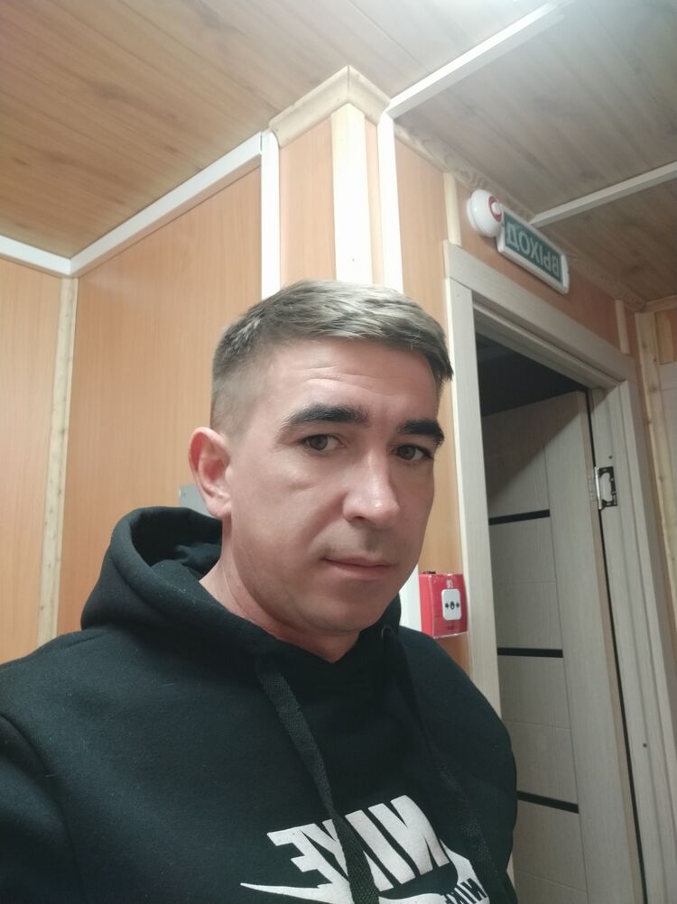  33851085  , 39 ,    -