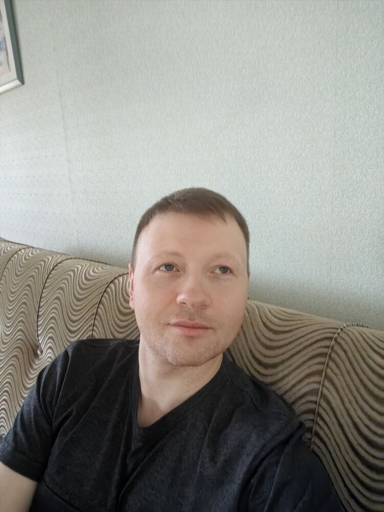  52712665  , 37 ,    