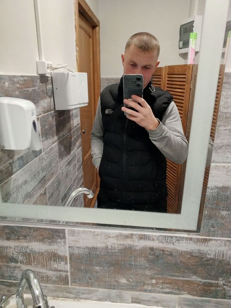  44805545  , 24 ,    