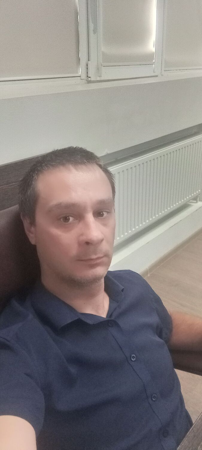  53511095  , 37 ,    --