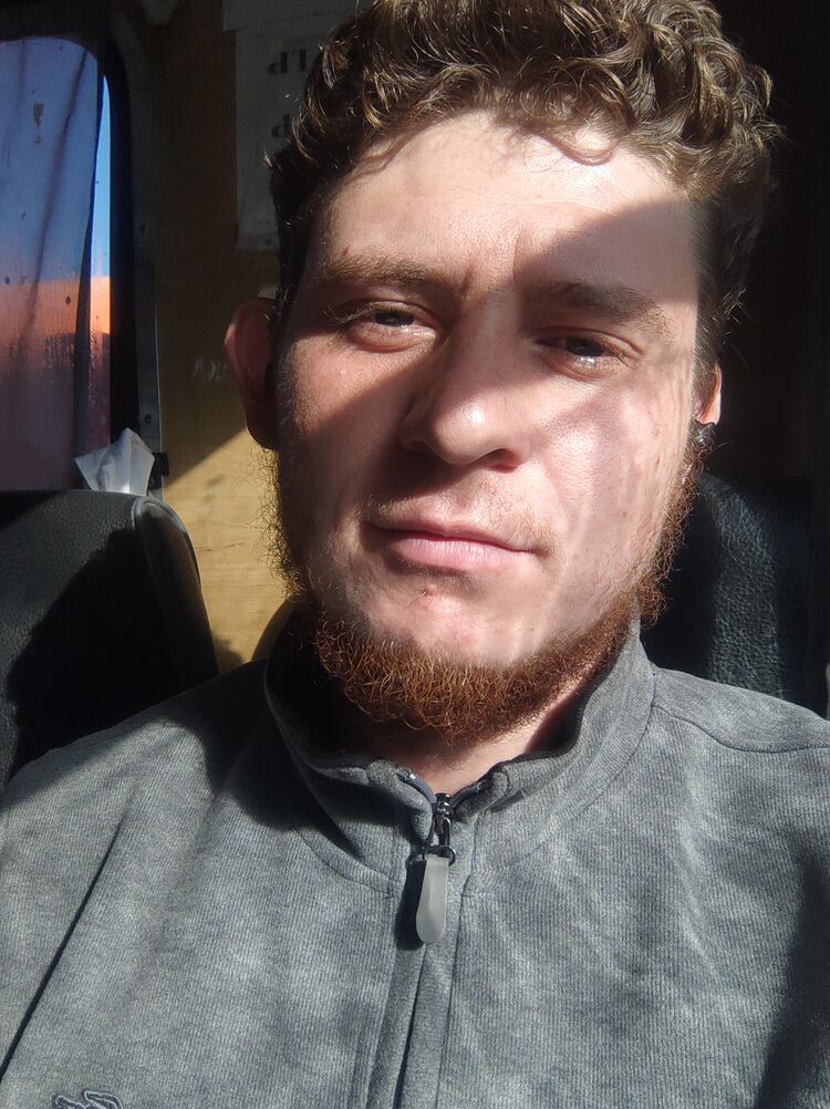  48078605  , 27 ,    
