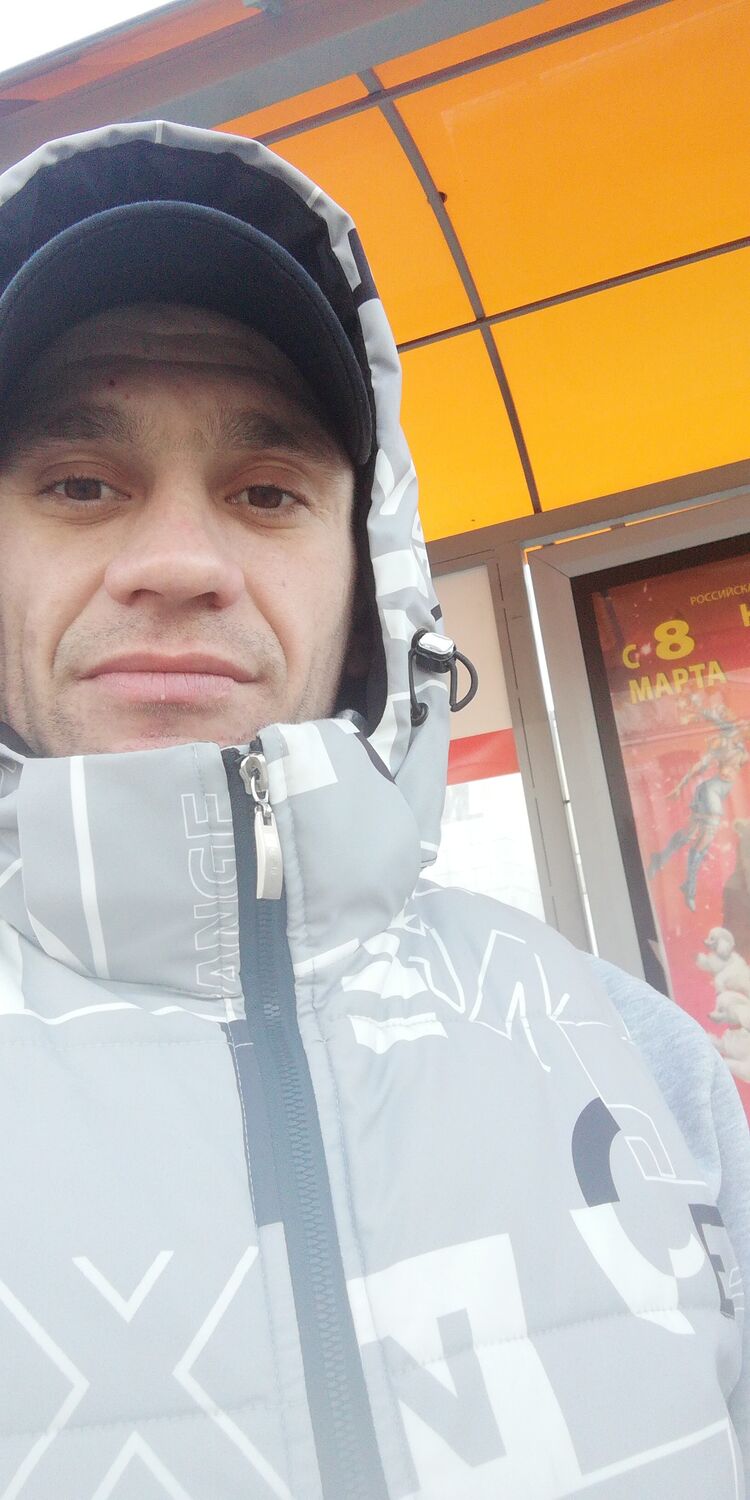  ,   Artem, 34 ,   ,   