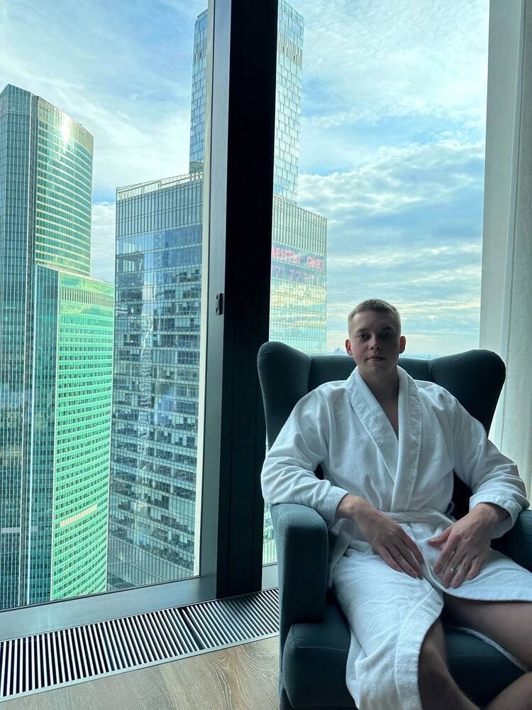 ���� 52323415 ����� �����, 20 ���, ���� ���������� � ������-���