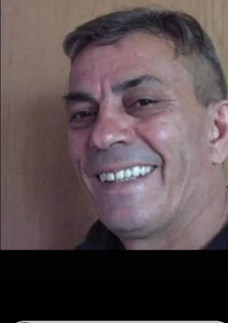  53819385  Ismail, 47 ,     