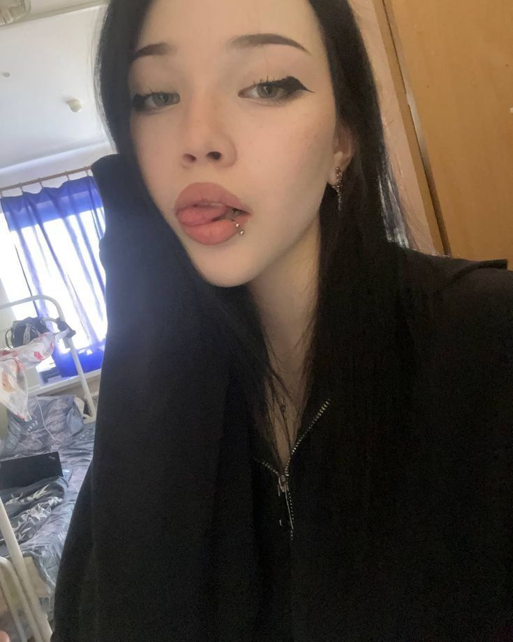  -,   , 19 ,   