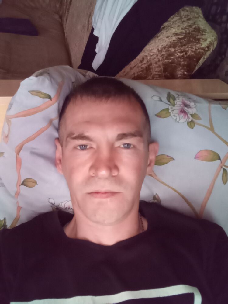  46989805  , 42 ,    -