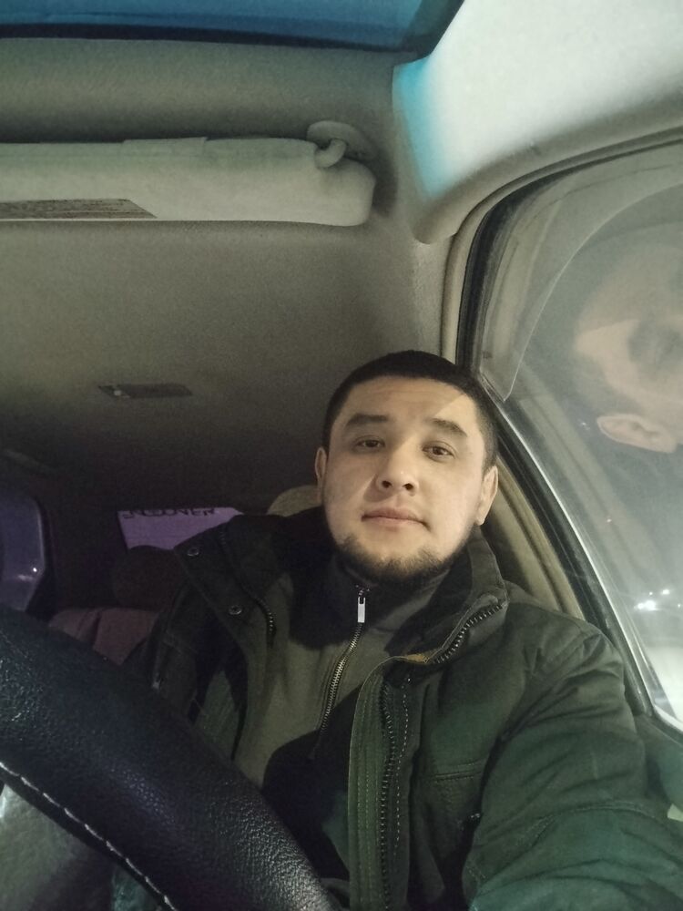  41249785  Dastin, 39 ,    