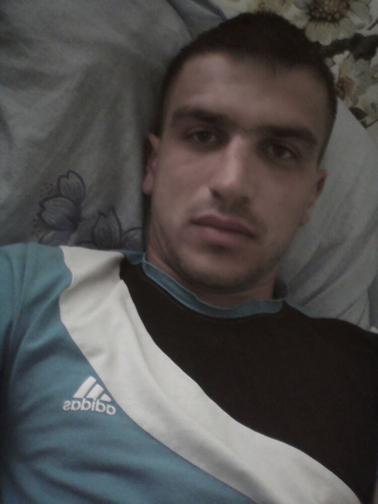  7482715  VLADIMIR, 33 ,    