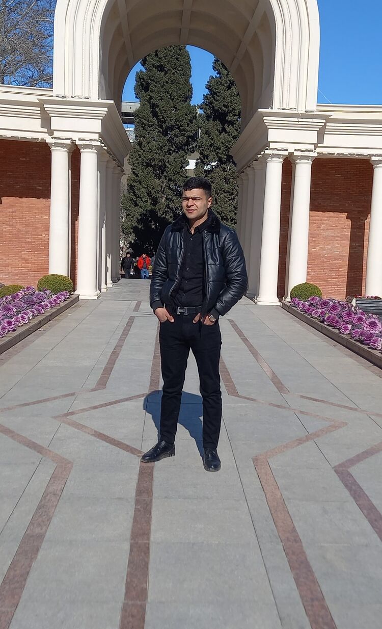  ,   Smayil, 25 ,   ,   