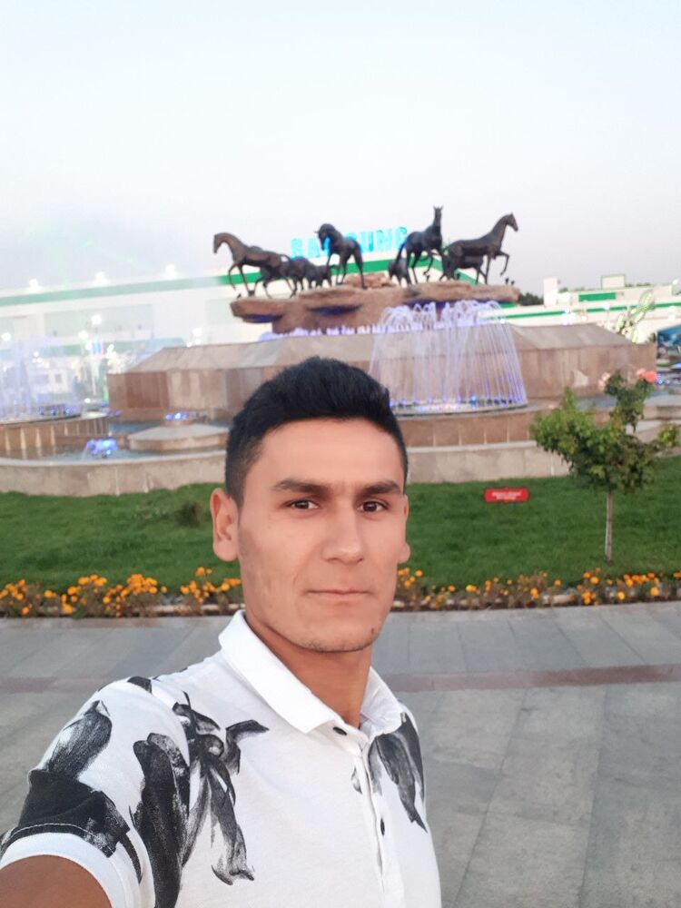  ,   Amirxon, 27 ,   