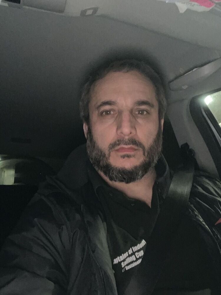  50304685  Albert, 25 ,    Louise