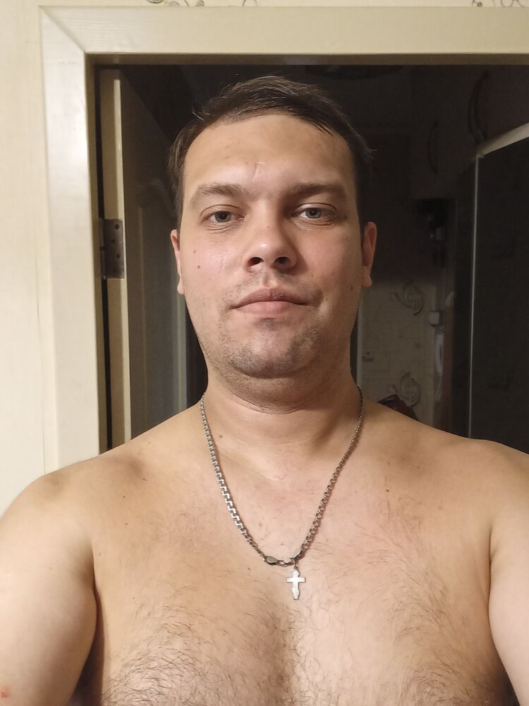 ,   Vladimir, 39 ,   ,   