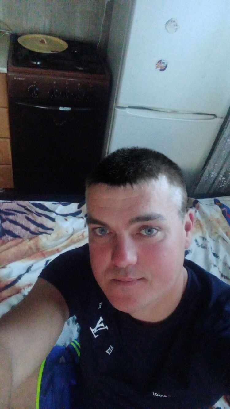  52515175  , 41 ,    