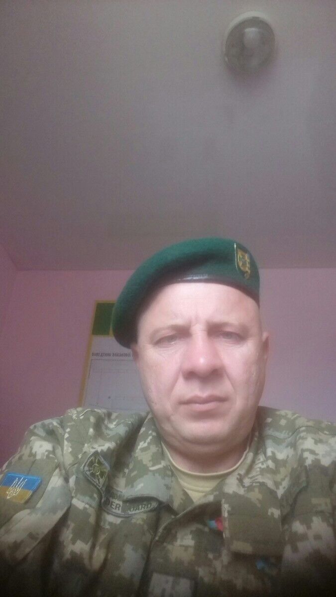  ,   Slavik, 43 ,   ,   , c 