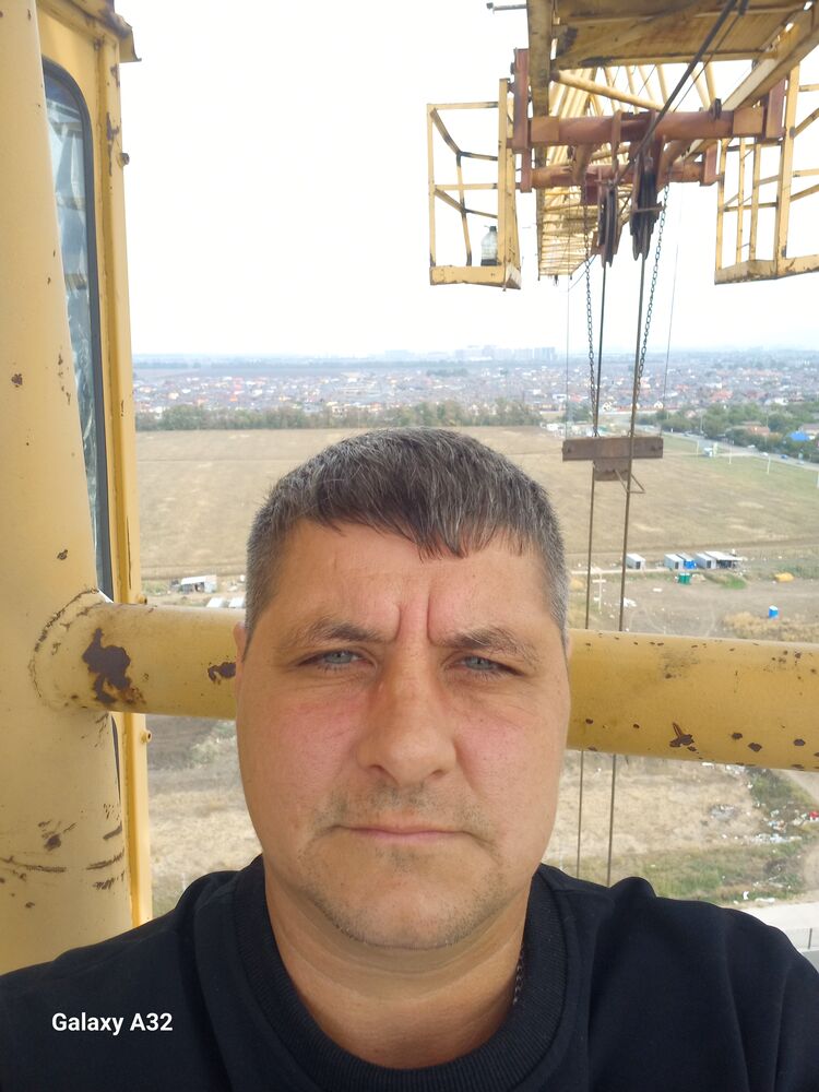  47163385  , 39 ,    -