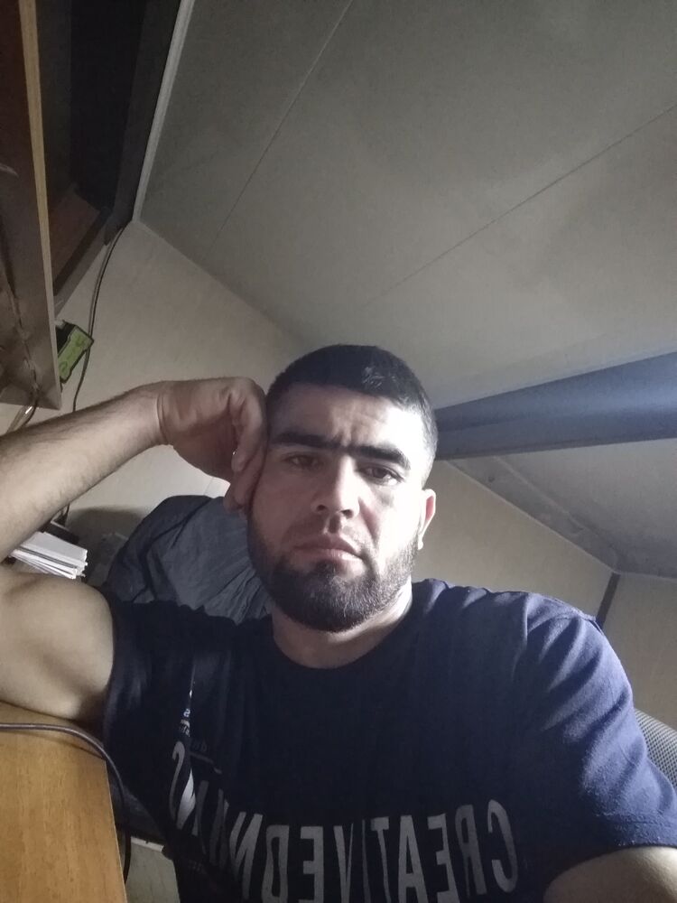  27064565  Saidjon, 38 ,    