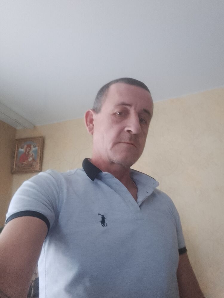  40883495  , 48 ,    