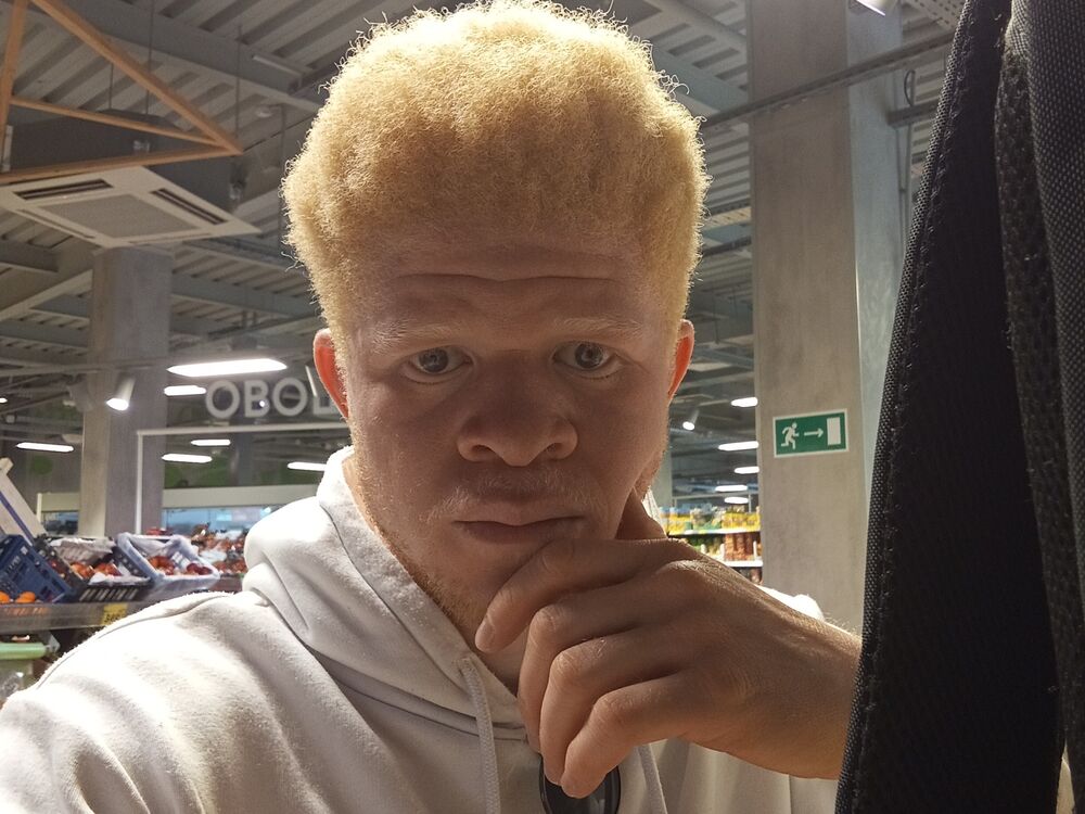  ,   Steve, 30 ,   ,   , c , 