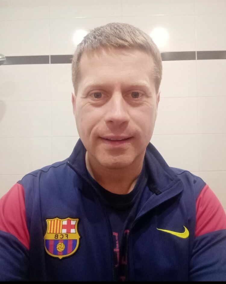  54474405  ALEX S, 44 ,    