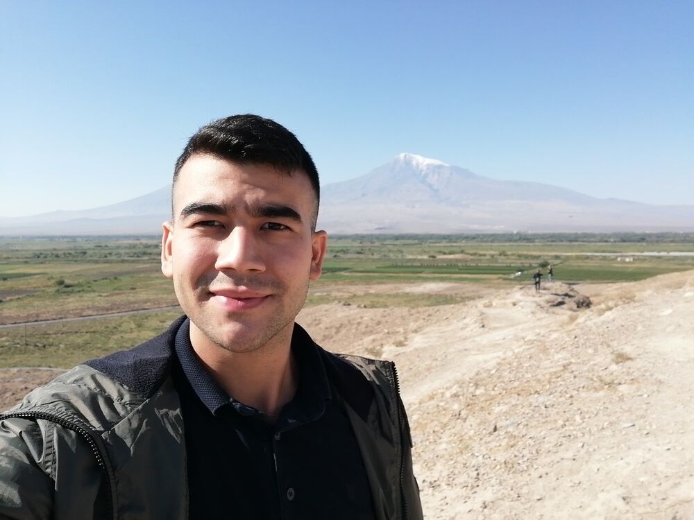  ,   Alisher, 33 ,   ,   , c 