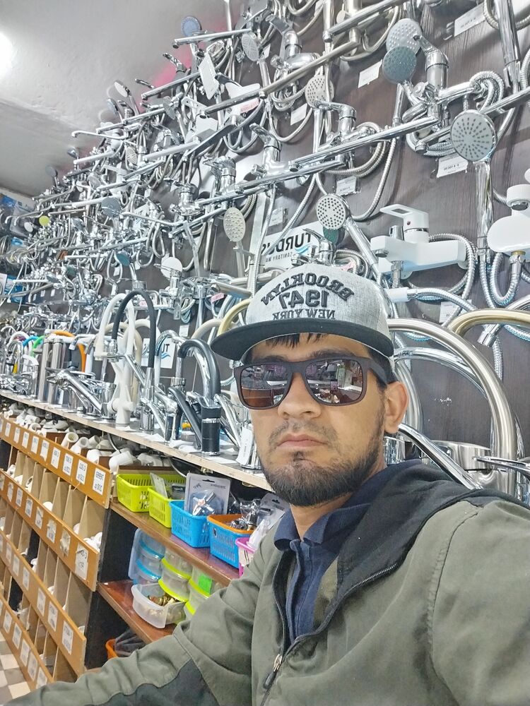  43330635  , 28 ,    