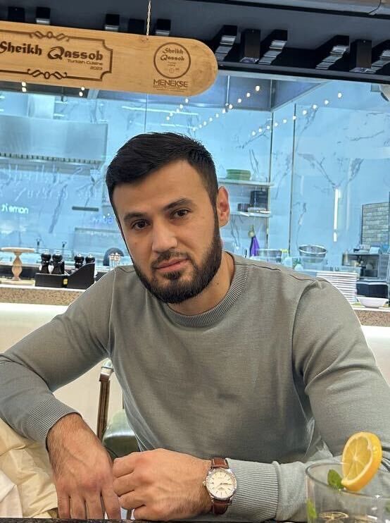  53214205  Abdullayev, 28 ,    