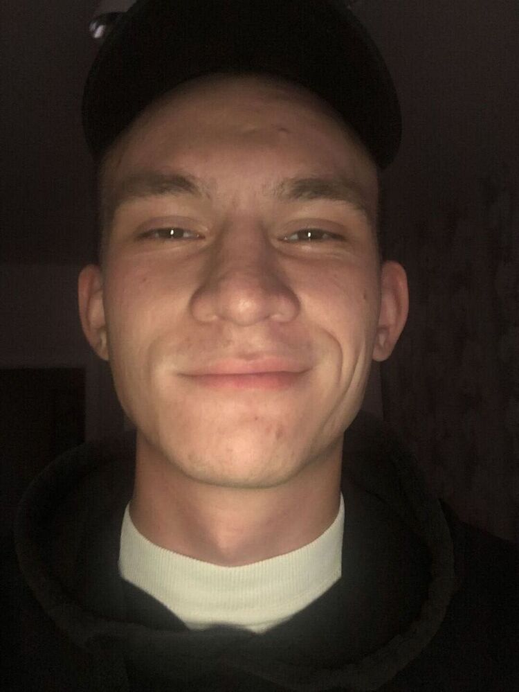  37232845  , 23 ,    