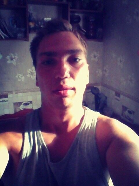  11755685  , 32 ,    Very