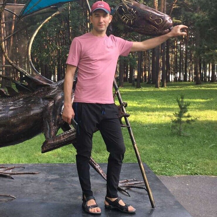  ,   Viktor, 33 ,   ,   , c , 