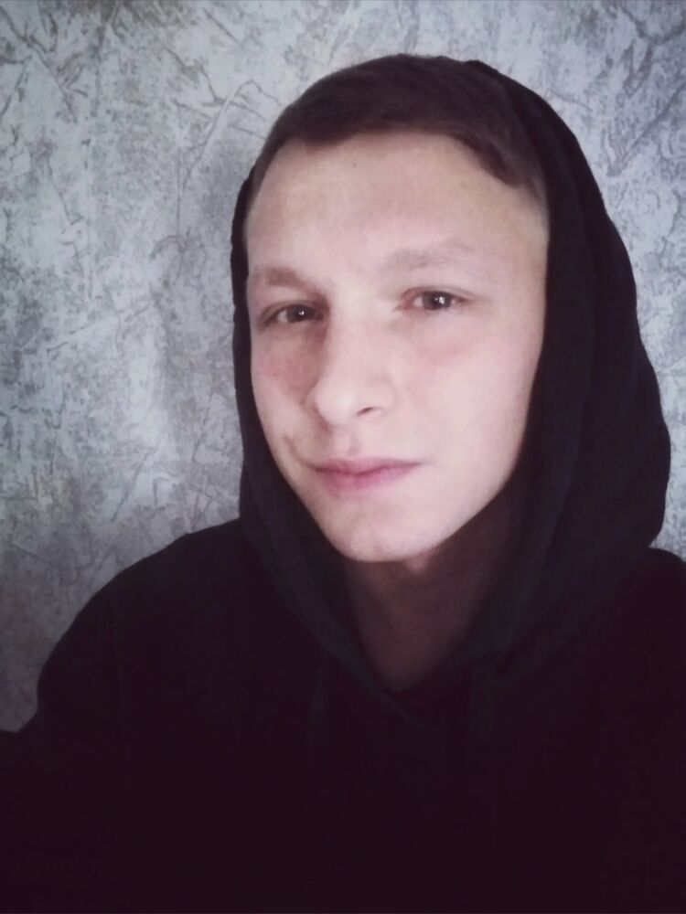  -,   Vladislav, 27 ,   ,   