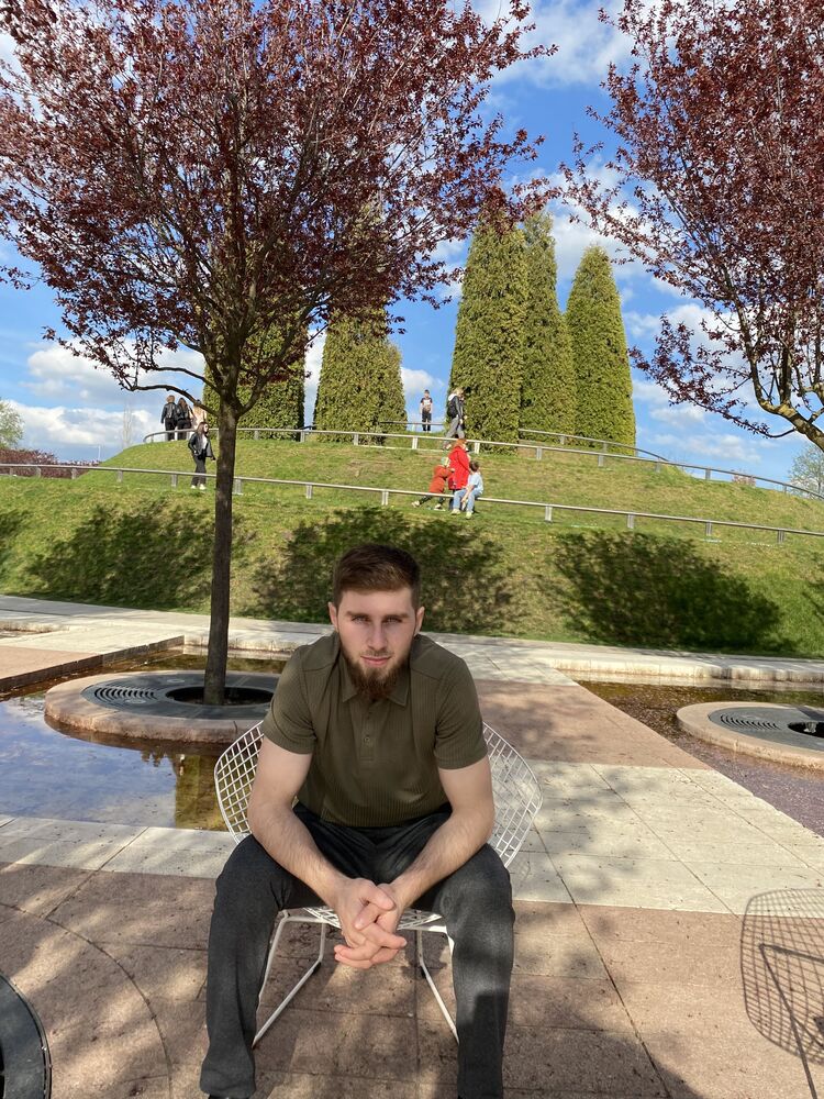  35785535  Hazret, 29 ,    