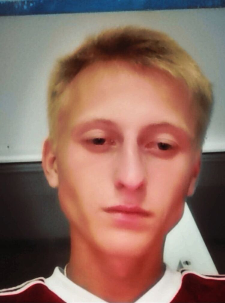  42518785  Fedor, 23 ,    