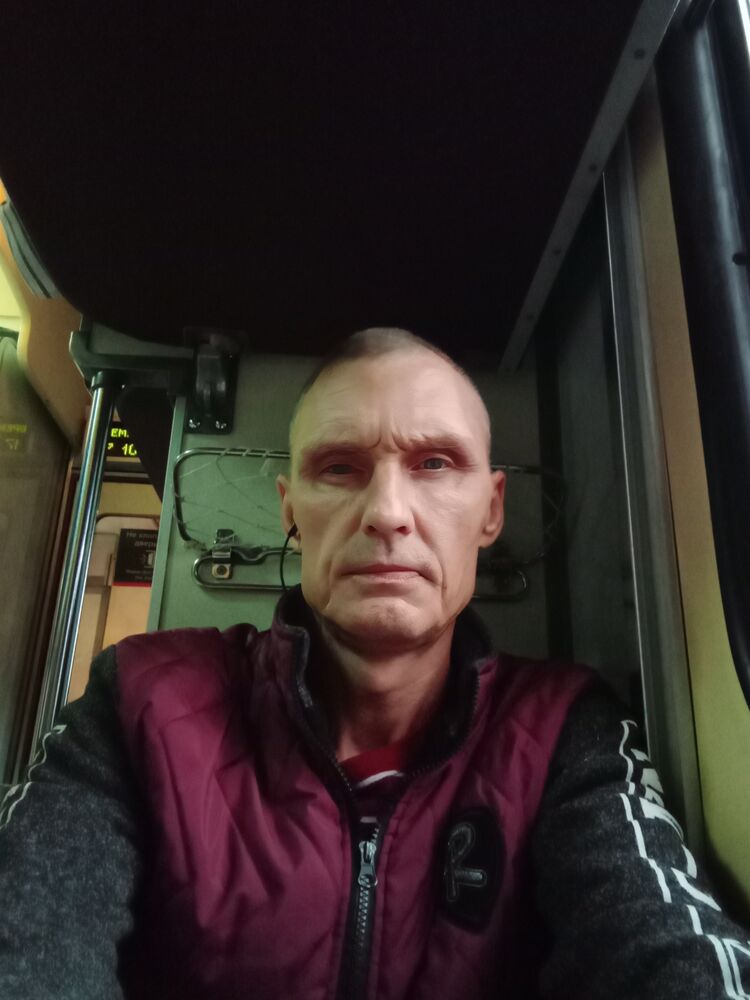  51250585  , 45 ,    