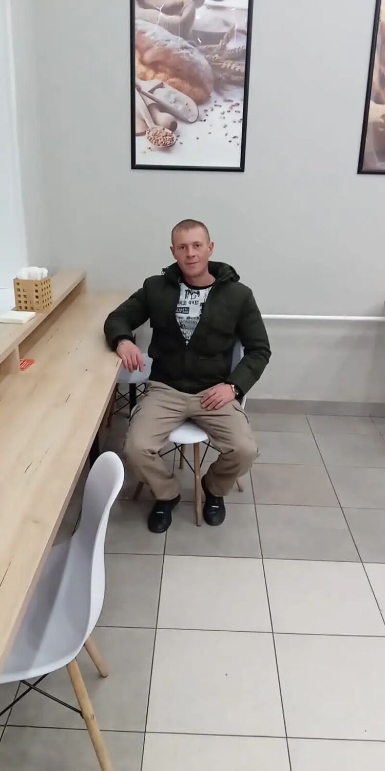  46233445  , 36 ,    