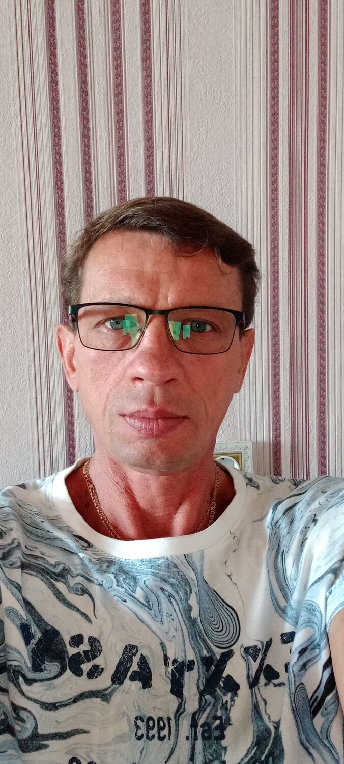  28367375  Oleg, 51 ,    