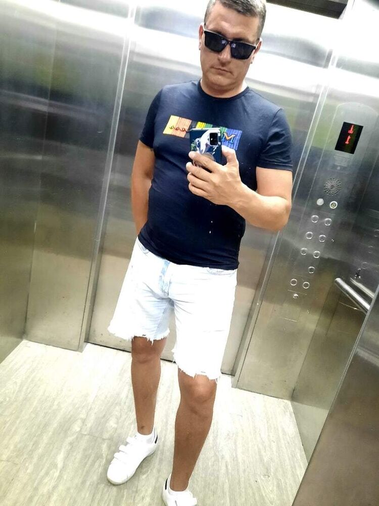  28088215  , 39 ,    