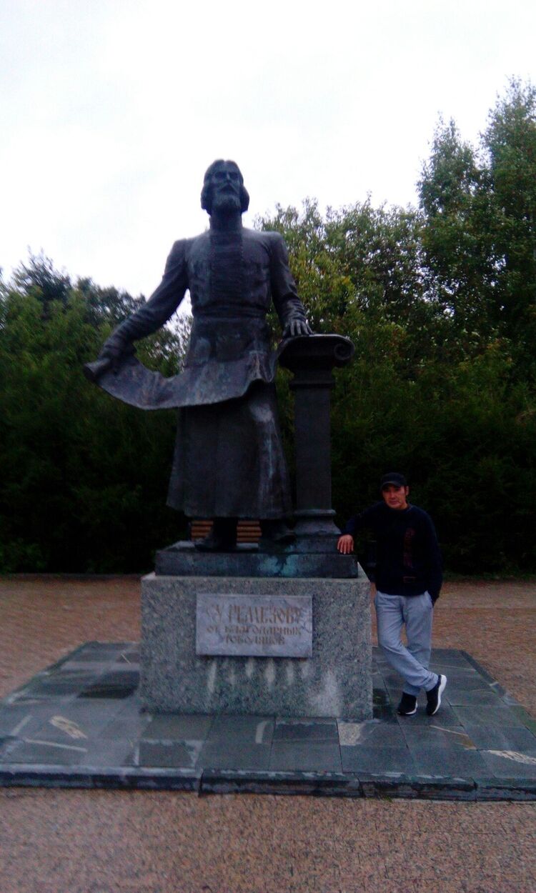 27207325  Farkhad, 45 ,    