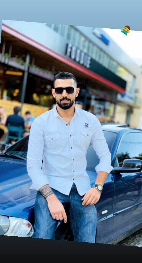  20938675  Fahed, 30 ,    