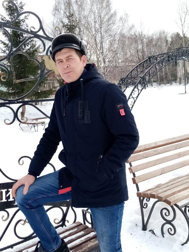  ,   Ruslan, 38 ,   ,   , 