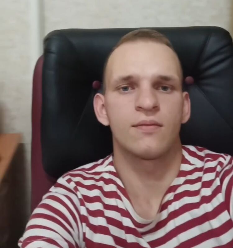  52986405  , 21 ,    --