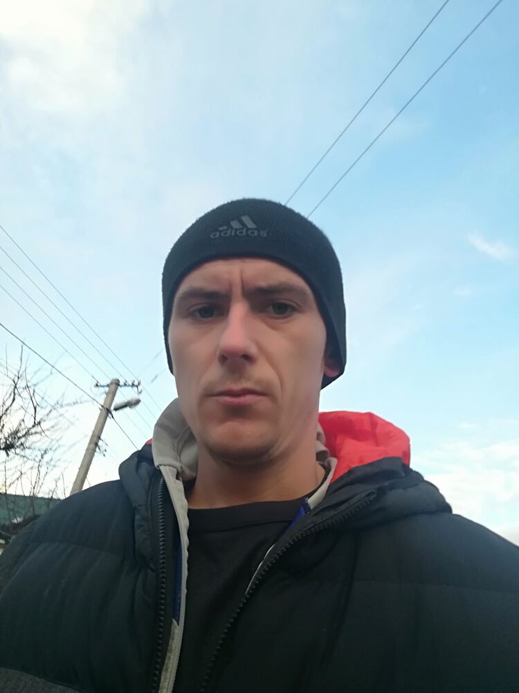  11211635  , 37 ,    